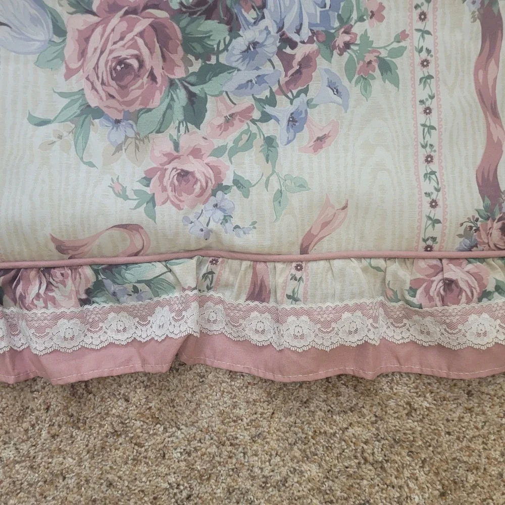 Vtg Floral Ruffled Pillow Shams 2 Pink Rose Lace Cottagecore